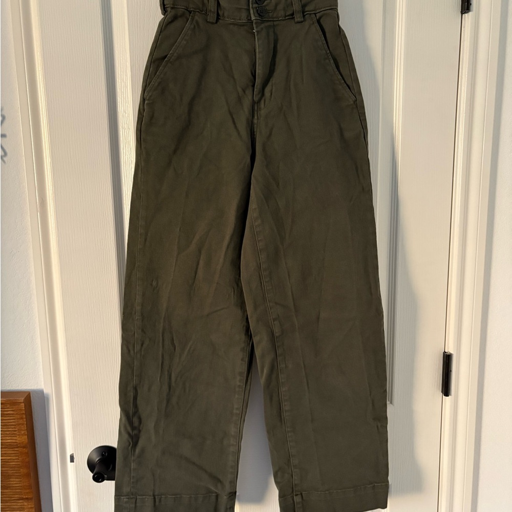 Everlane Women’s Olive Green Casual Pants